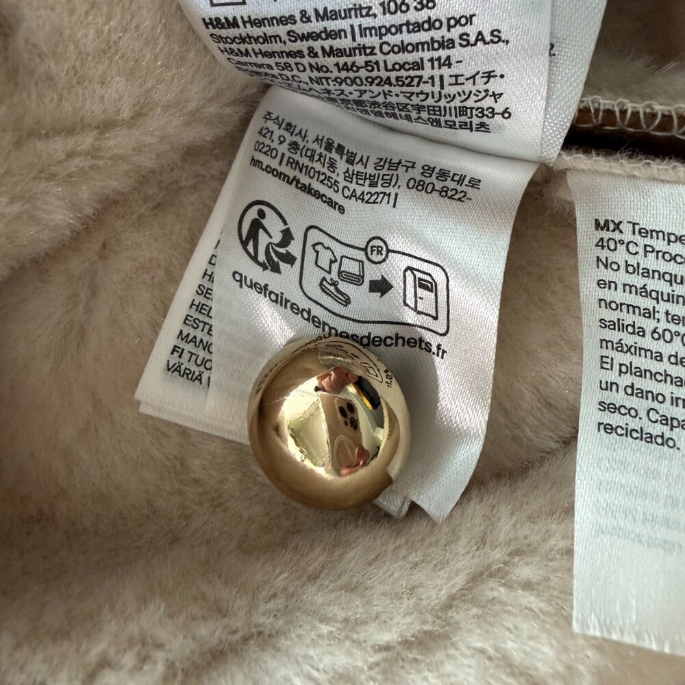 NWOT H&M Pile Lined Vest - Picture 5 of 6